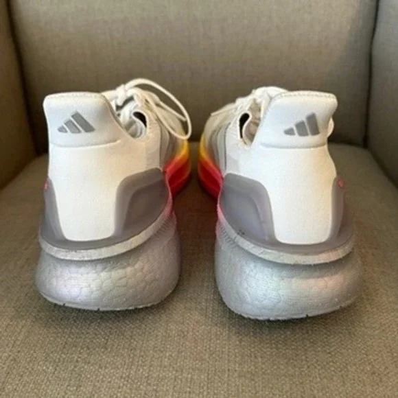 Adidas Ultraboost Light 5X Cloud White Halo Silver Lucid Pink Womens 7 NO INSOLE